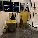 Bdsm Z Jacuzzi Duzym Tarasem I Balia Zewnetrzna Apartment