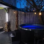 Apartment Bdsm Z Jacuzzi Duzym Tarasem I Balia Zewnetrzna