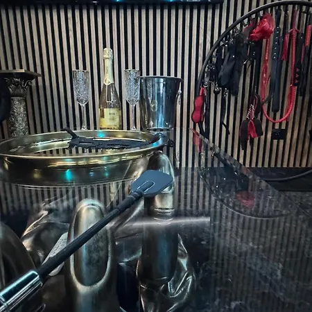 Bdsm Z Jacuzzi Duzym Tarasem I Balia Zewnetrzna * בידגוז'יז'