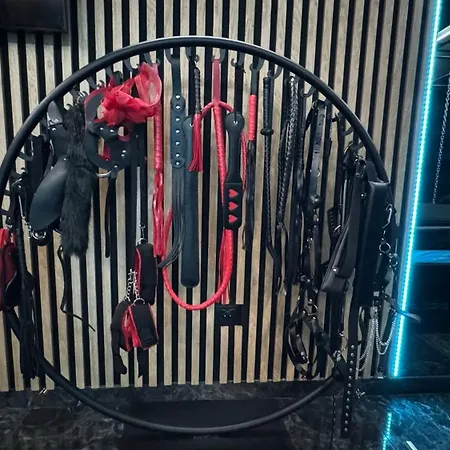 Lejlighed Bdsm Room Bydgoszcz Z Jacuzzi Duzym Tarasem I Balia Zewnetrzna *