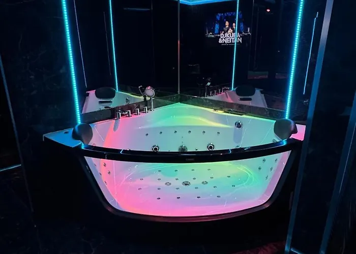 Bdsm Room Bydgoszcz Z Jacuzzi Duzym Tarasem I Balia Zewnetrzna