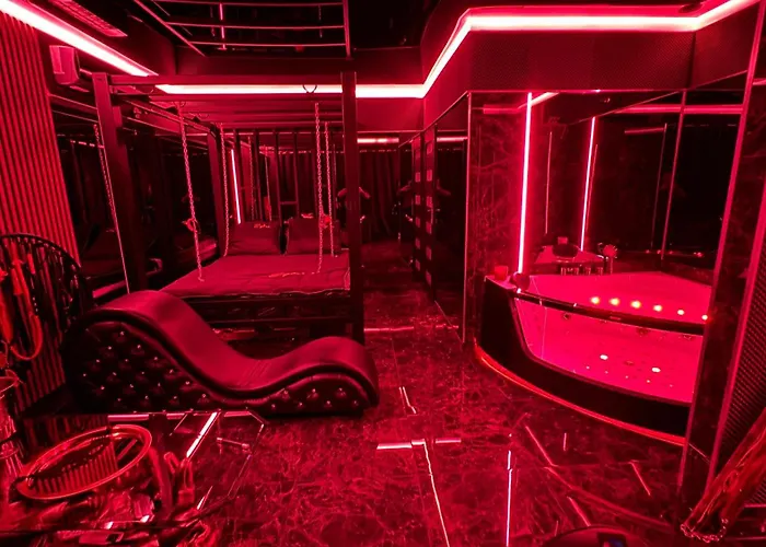 Bdsm Room Bydgoszcz Z Jacuzzi Duzym Tarasem I Balia Zewnetrzna *