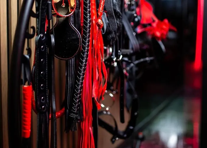 Bdsm Z Jacuzzi Duzym Tarasem I Balia Zewnetrzna