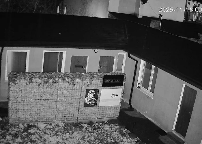 Apartment Bdsm Room Bydgoszcz Z Jacuzzi Duzym Tarasem I Balia Zewnetrzna Bydgoszcz