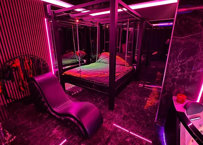 Bdsm Room Bydgoszcz Z Jacuzzi Duzym Tarasem I Balia Zewnetrzna Lejlighed *