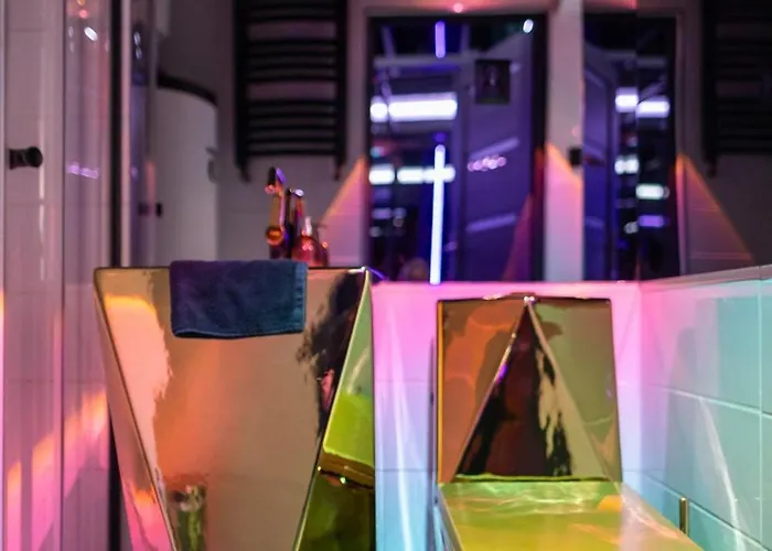 Bdsm Room Bydgoszcz Z Jacuzzi Duzym Tarasem I Balia Zewnetrzna